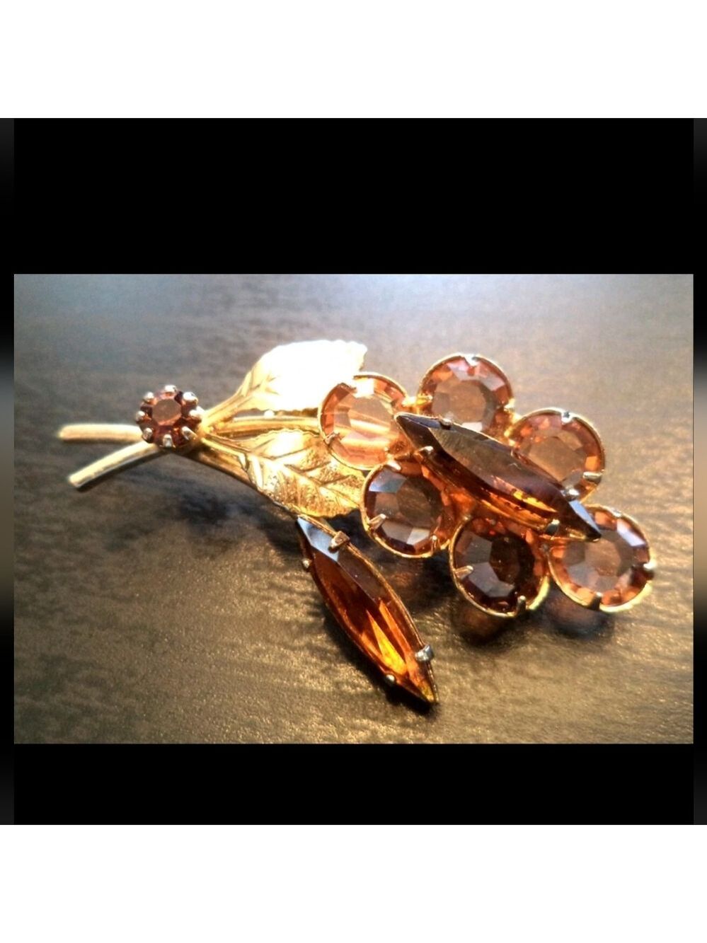 STUNNING VINTAGE ESTATE HIGH END RHINESTONE FLOWER 1 7/8" BROOCH
